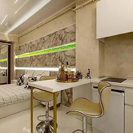 Luxury George By R S 2* Mamaia